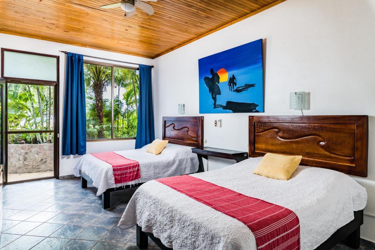 Witch'S Rock Surf Camp Hotel Tamarindo Kültér fotó
